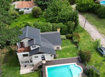 Casa · 150m² · 4 Ambientes · 2 Cocheras · Increible Chalet 4 Amb con Piscina y Quincho en Sierra de Los Padres