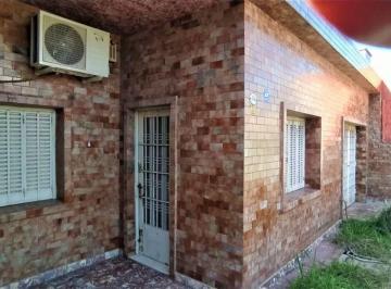 Casa de 5 ambientes, Morón · Casa en Venta C/ Cochera en Morón