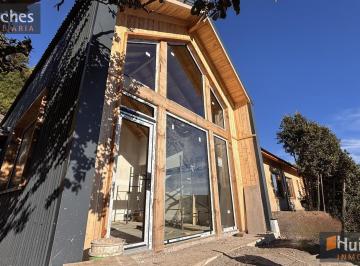 Casa · 151m² · 4 Ambientes · 1 Cochera · Exclusiva Venta en Pozo, Vivienda Unifamiliar Estilo Nórdico en Club de Campo Noregon