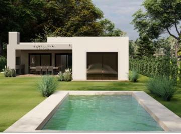 Casa · 135m² · 4 Ambientes · 1 Cochera · Casa en Venta con 3 Dorm. y 2 Baños | Área 13, San Sebastian, Loma Verde, Zelaya, Escobar