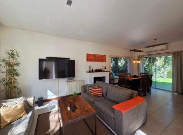 Casa · 85m² · 4 Ambientes · 2 Cocheras · Casa 4 Ambientes con Parque en Barrio Cerrado La Lonja Pilar