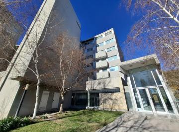 Departamento · 220m² · 7 Ambientes · 2 Cocheras · Departamento en Alquiler