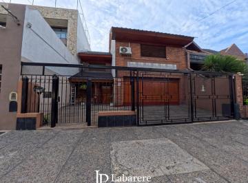 Casa · 281m² · 6 Ambientes · 3 Cocheras · Casa en Ramos Mejia