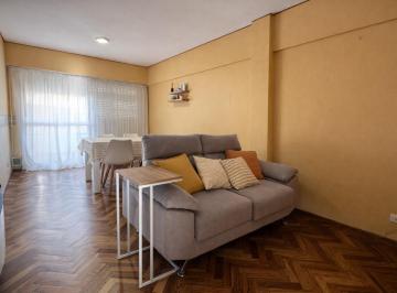 Departamento · 74m² · 3 Ambientes · 1 Cochera · Venta/permuta Depto Piso Exclusivo 2 Dorm. y Cochera - Barrio Abasto, Rosario