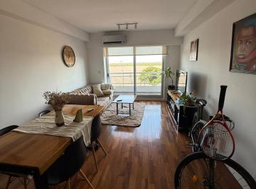 Departamento · 2 Ambientes · 1 Cochera · Departamento Amoblado de 1 Dormitorio con Cochera Torre Maui