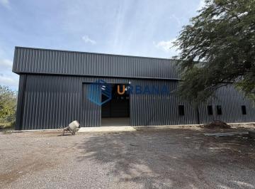 Bodega-Galpón · 600m² · Predio de 5 Galpones de 600 m² c/u y Baños