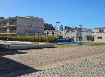 Casa · 100m² · 3 Ambientes · 1 Cochera · Casa en Venta en Chic Village, La Lonja, Pilar