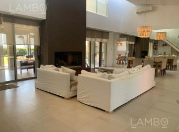 Casa · 349m² · 6 Ambientes · 2 Cocheras · Venta Casa Estancias del Pilar