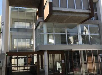 Departamento · 35m² · 1 Ambiente · Alquiler Excelente Unidad Apto Profesional Ó Vivienda, en Inmejorable Ubicación de Lomas de Za