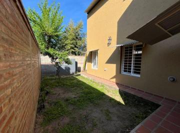 pampasPH14.jpg · Alquiler PH de 2 Dorm. con Cochera en Housing, Jardin y Patio. Alquiler Incluye Impuestos