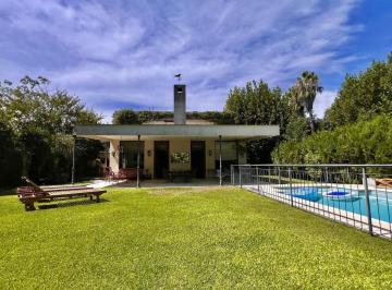 Casa · 250m² · 6 Ambientes · 5 Cocheras · Casa en Venta, 4 Dorm. en Pilar - El Molino