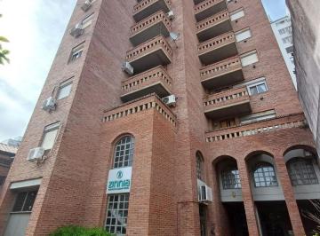 Departamento de 5 ambientes, Ciudad de Santa Fe · Departamento de 2 Dorm. Al Frente con Cochera en Barrio Sur!