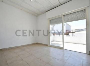PH · 87m² · 3 Ambientes · PH Al Fondo con Gran Terraza y Espacios Versátiles – Acepta Permuta