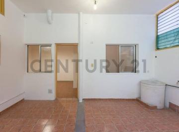 PH · 46m² · 2 Ambientes · PH 2 Ambientes con Patio / Acepta Permuta