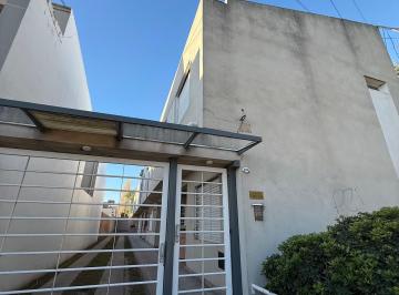 Casa de 4 ambientes, Bahía Blanca · Duplex en Venta