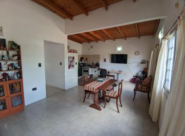 PH · 43m² · 2 Ambientes · PH en 68 Entre 147 y 148