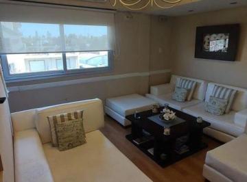 Departamento · 75m² · 4 Ambientes · Vende - Excelente Depto 4 Amb – Muy Buena Ubicacion