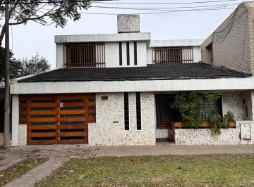 Terreno · 200m² · 7 Ambientes · 1 Cochera · Venta Terreno Excepcional 400 m² en Abasto