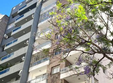 Departamento · 105m² · 5 Ambientes · 1 Cochera · Venta Piso Exclusivo 3 Dorm. Rosario Zona Rio