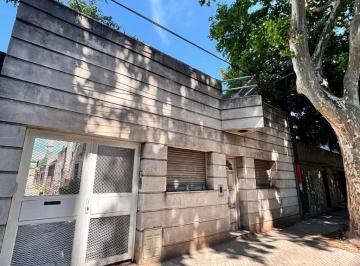 Casa · 154m² · 4 Ambientes · Venta Casa 2 Dorm. en Abasto