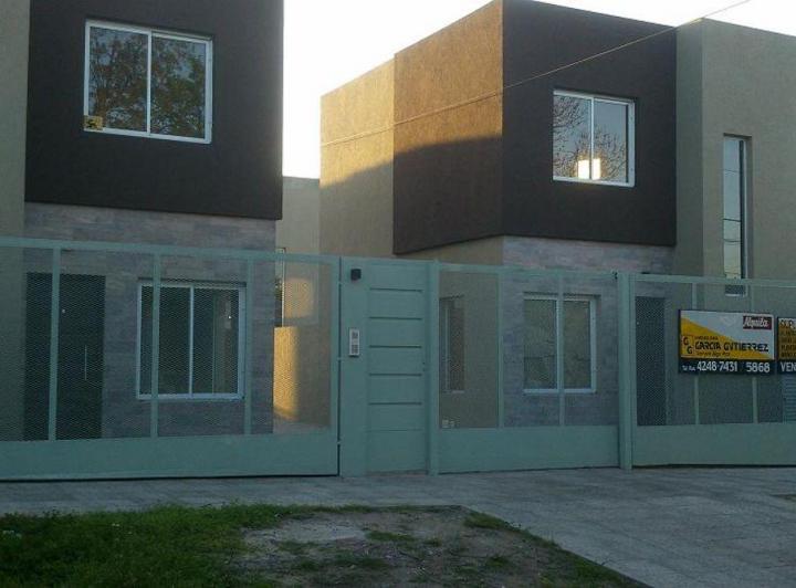 Casa · 75m² · 3 Ambientes · 1 Cochera