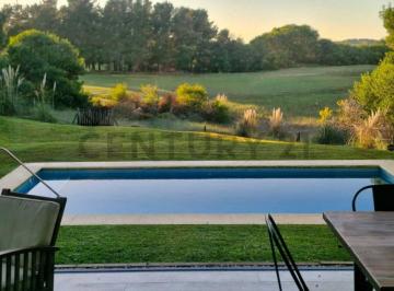 Casa · 250m² · 5 Ambientes · 2 Cocheras · Casa 5 Ambientes en Venta Costa Esmeralda Golf I