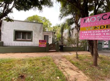 Casa · 210m² · 3 Ambientes · En Venta Casa Terreno Moreno Norte Centro Oportunidad