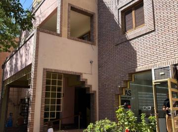 Departamento · 90m² · 4 Ambientes · 1 Cochera · Departamento en Venta Calle Necochea