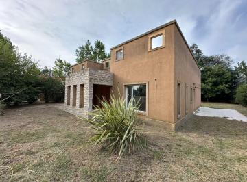 Casa de 4 ambientes, General Belgrano · Casa 140 m². Barrio Privado Lefú Kiñe, General Belgrano