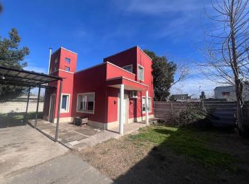 PH · 104m² · 3 Ambientes · 1 Cochera · PH en Venta, 2 Dorm. en Coronel Brandsen, Oportunidad, Apto Crédito