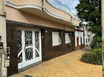 PH · 120m² · 4 Ambientes · 1 Cochera · Departamento PH en Venta en Nueva Pompeya, Capital Federal, Buenos Aires