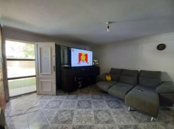 Casa de 5 ambientes, Ciudad de Santa Fe · Casa de 3 Dorm. con Quincho