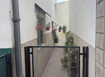 Departamento de 2 ambientes, Morón · Departamento de 45 m² con 1 Habitación en Alquiler en Castelar