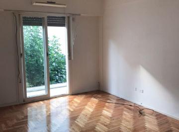 Departamento de 3 ambientes, Villa Devoto · Precioso Departamento de Tres Ambientes. Oportunidad!.