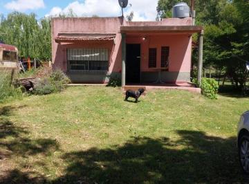 Casa de 3 ambientes, San Miguel del Monte · Casa de 3 Ambientes, Cerca de Laguna
