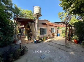 Casa · 80m² · 3 Ambientes · 1 Cochera · Casa en Venta en Loma Verde ID 4253