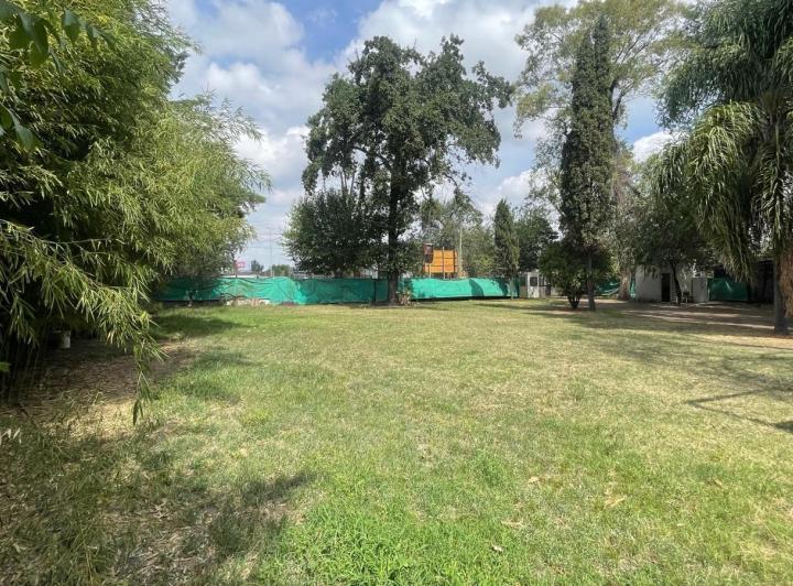 Terreno · 1600m²