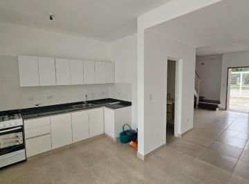 Casa · 141m² · 4 Ambientes · Casa Duplex 2 Dorm. en Zona Norte