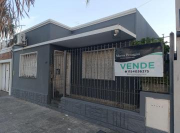 Casa de 3 ambientes, La Matanza · Casa 3 Amb. en Venta. con Patio y Parrilla. Apta Crédito Bancario.