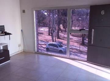 Departamento de 2 ambientes, Quilmes · Excelente Departamento de 2 Ambientes en Primer Piso - Quilmes Oeste