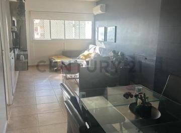Departamento · 72m² · 4 Ambientes · Excelente Departamento de 4 Ambientes en El Corazon de Caballito - Apto Credito - Permuta