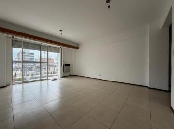 Departamento · 82m² · 3 Ambientes · Departamento en Centro