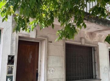 PH · 84m² · 4 Ambientes · Venta PH en Planta Alta a Reciclar de 2 Dorm. La Plata