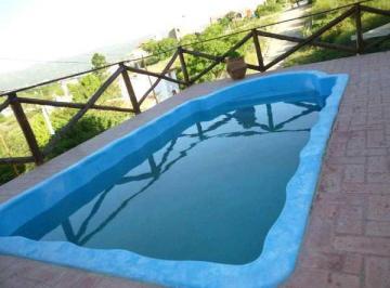 Casa · 160m² · 3 Dormitorios · 2 Cocheras · Casa con Vista Panorámica Al Lago – Villa del Lago