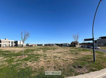 Terreno · 960m² · Terreno Lote en Venta en Nordelta, Tigre, G. B. a. Zona Norte