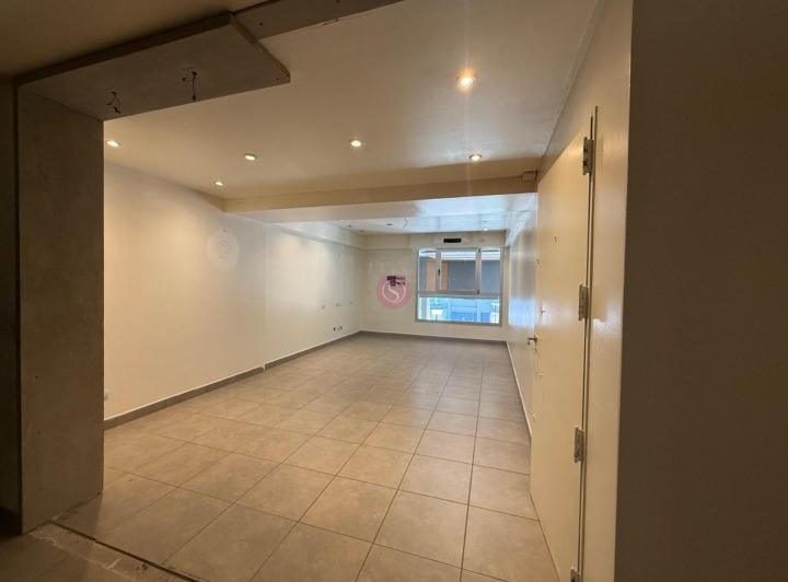 Oficina comercial · 78m² · 1 Cochera
