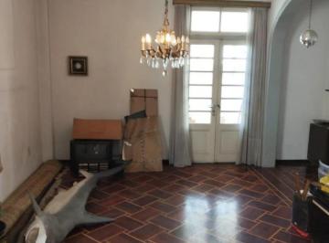 PH · 110m² · 4 Ambientes · PH en Venta - 3 Dorm. 1 Baño - Caballito