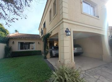 Casa · 180m² · 4 Ambientes · 4 Cocheras · Venta Casa Padua