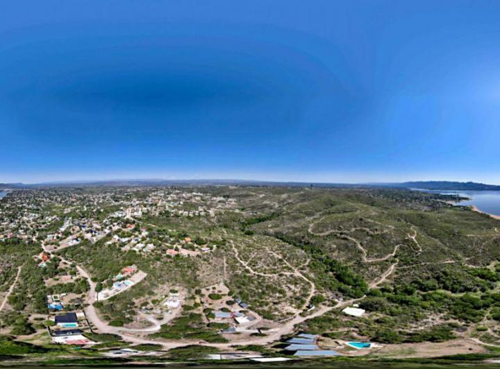 Terreno · 1400m²