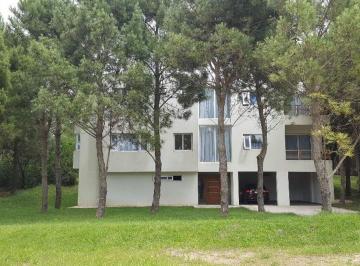 Casa de 7 ambientes, Costa Esmeralda · Casa con 5 Habitaciones en Alquiler, 1000 m² en Residencial I